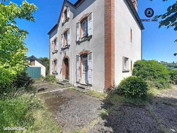 Maison 8 pièces 194 m²