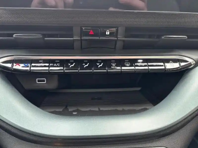 Fiat 500 e 118ch giorgio armani collectors edition my25 — photo 14