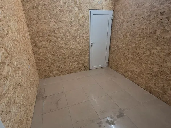 Box de stockage fermé 9 m² (27 m³) - Rez-de-chaussée sécurisé - Caudéran
