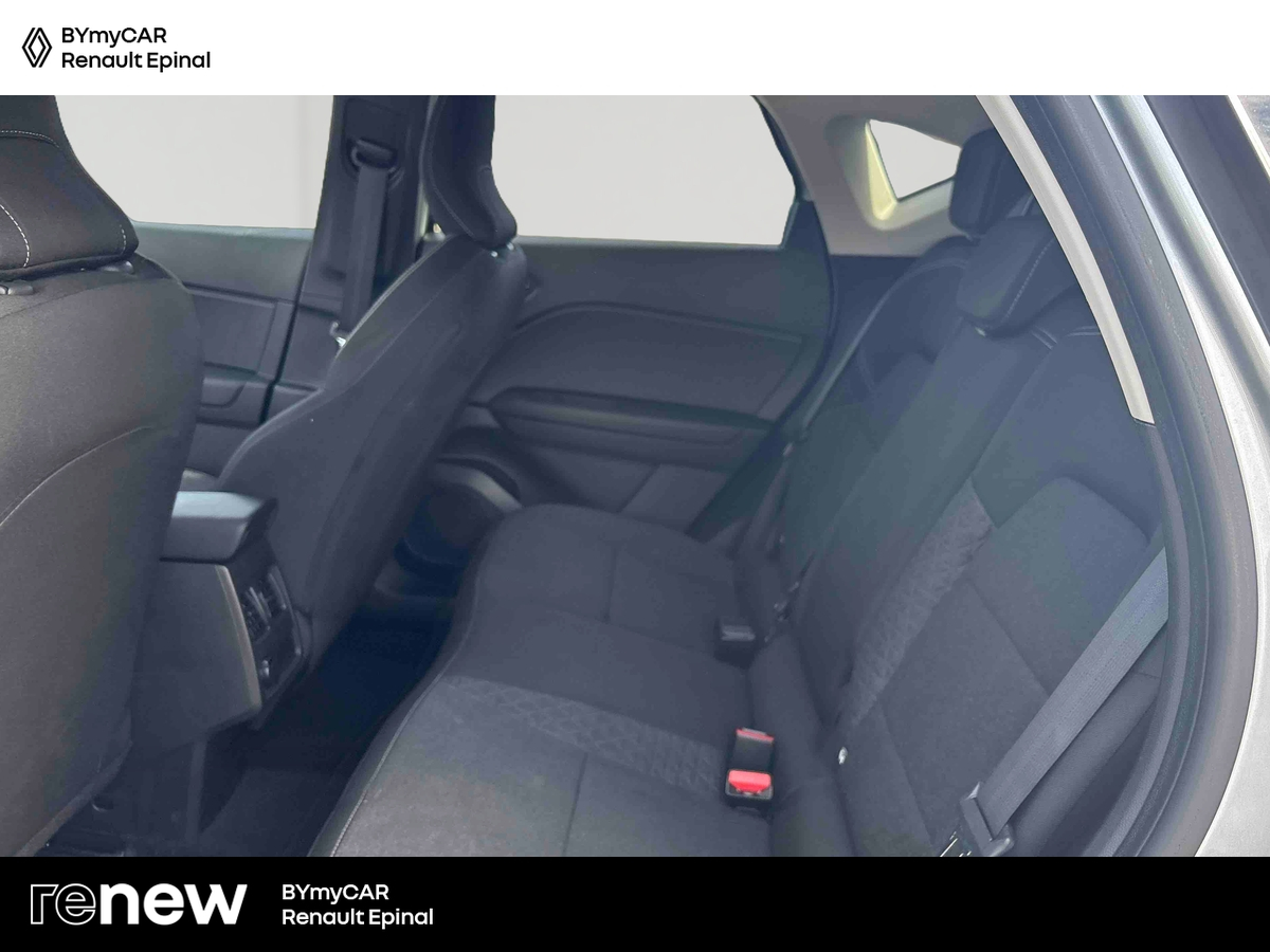 Renault Captur TCe 90 — photo 12