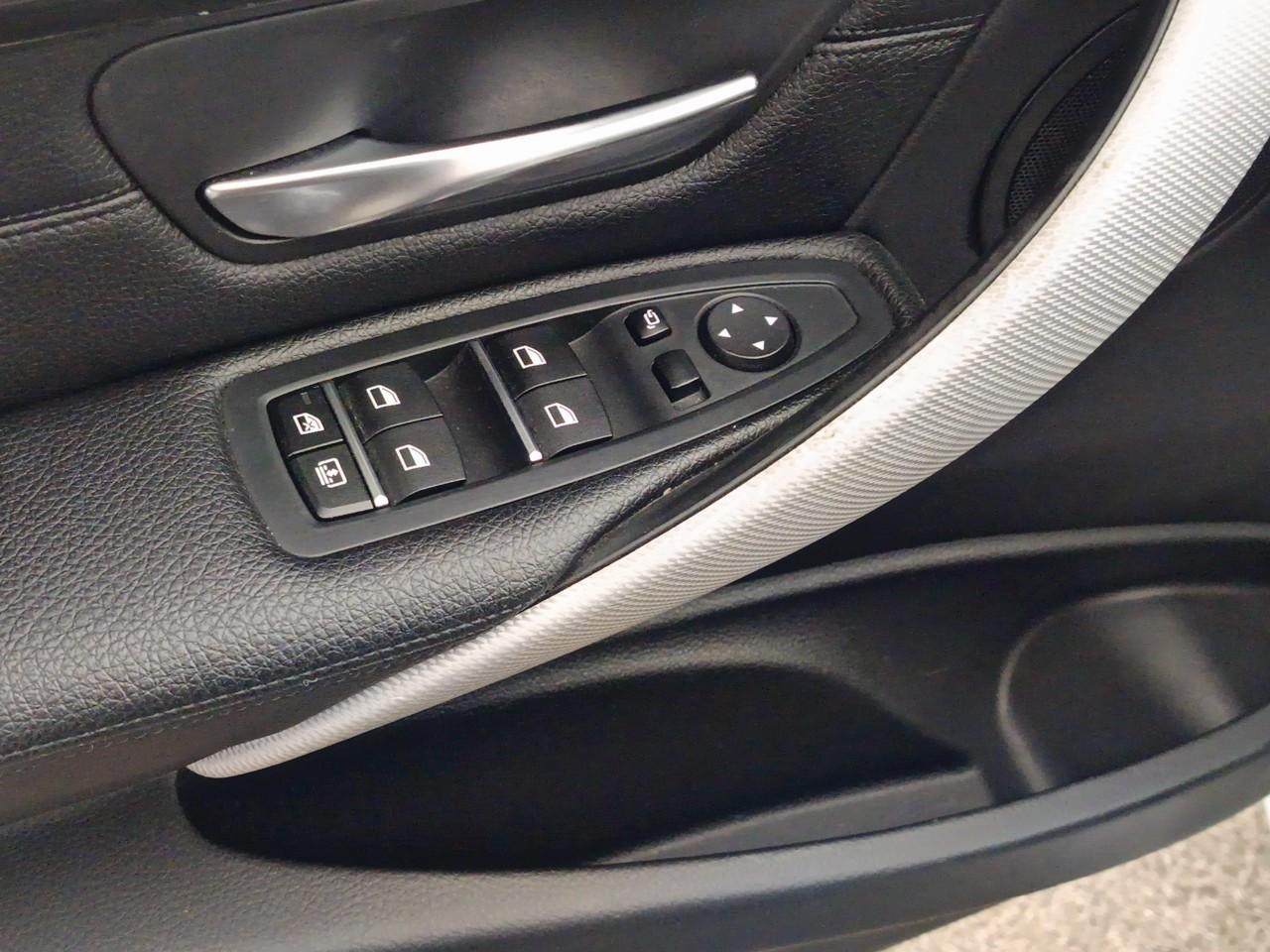 Bmw Serie 3 20d xdrive 190 ch bva8 m sport — photo 21