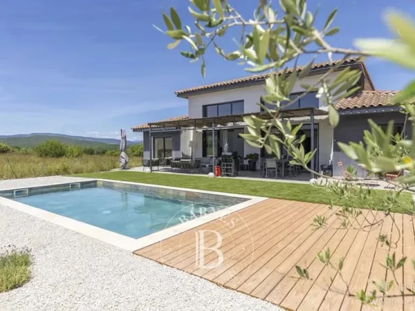 Maison 6 pièces 168 m²