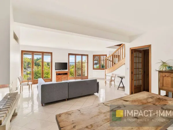 Maison 6 pièces 167 m²