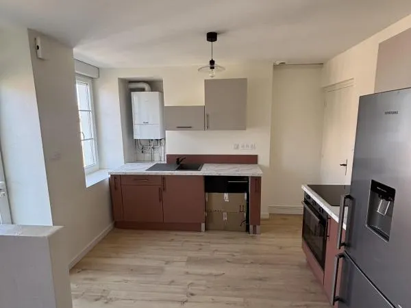 Maison rénovée à neuf à louer - Montceau-les-Mines