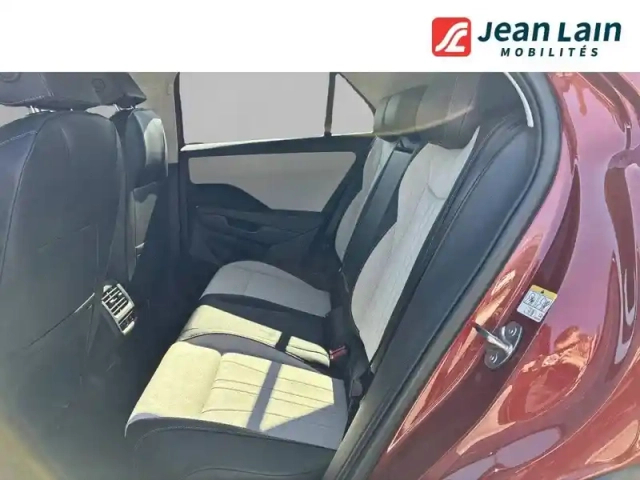 Volkswagen T-Roc 1.5 etsi evo2 hybrid 116 ch dsg7 — photo 35