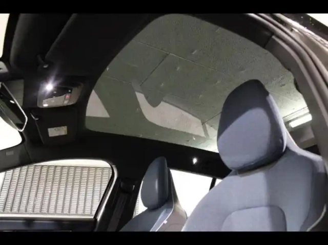 Volvo Ex30 single extended range 272ch ultra — photo 11