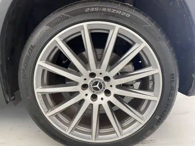 Mercedes Gla 250 e 8g-dct — photo 17