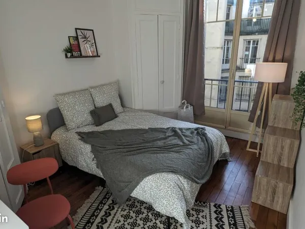 Chambre 1 pièce 13 m²