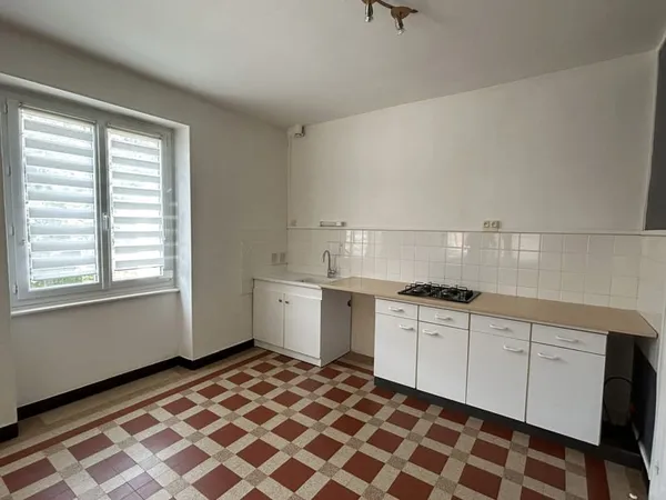 Bel appartement T3 avec garage et jardin