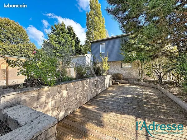 Maison 5 pièces 136 m²