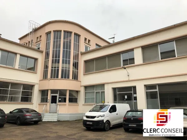 Bureau 75 m²