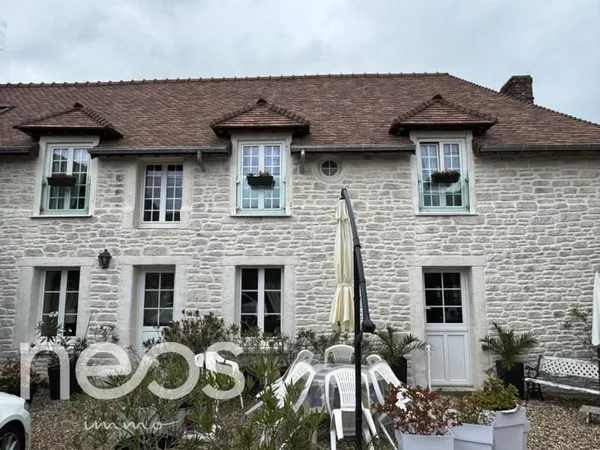 Magnifique propriété familiale de 240 m²