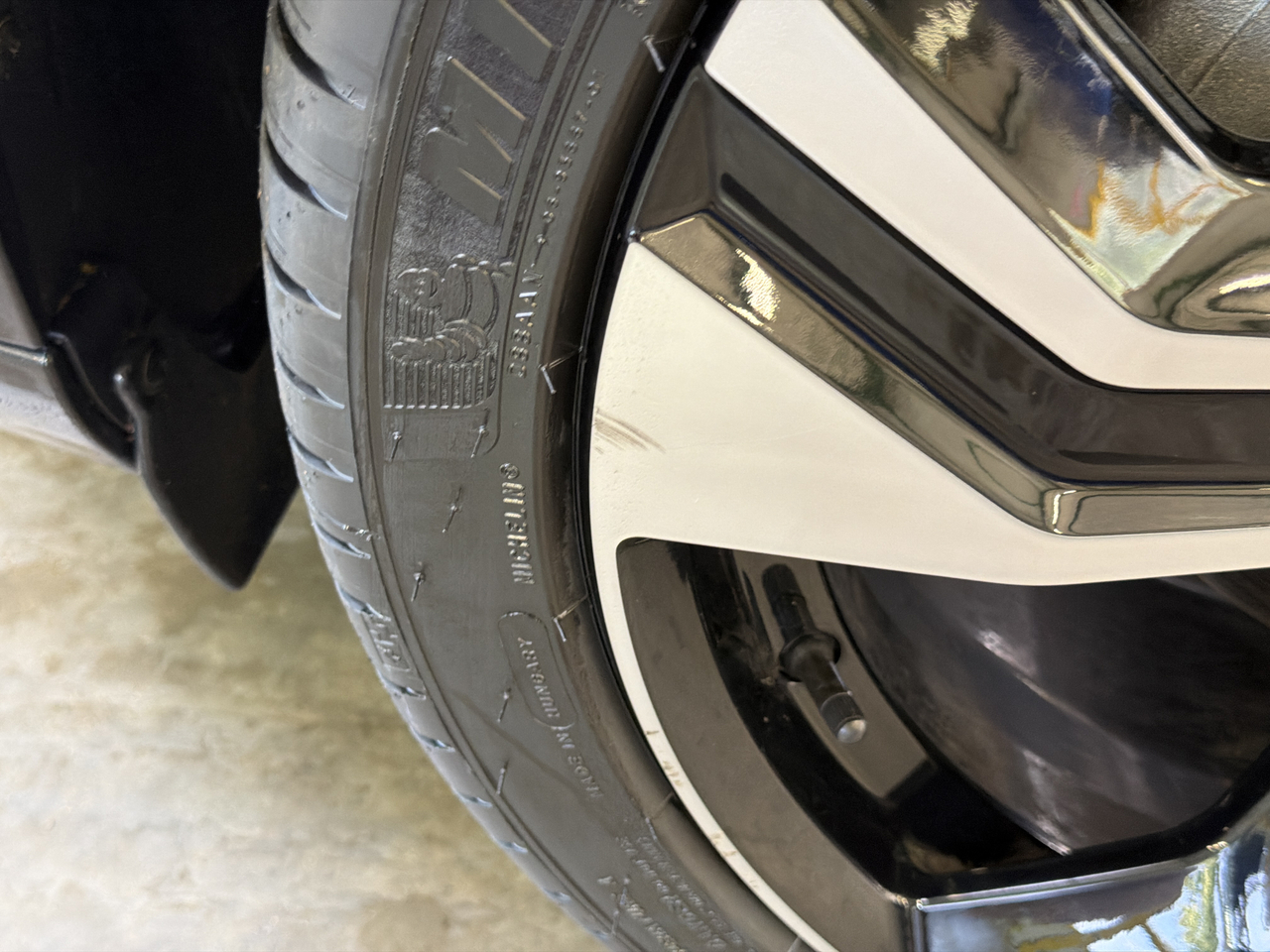 Volvo XC90 T8 AWD Hybride Rechargeable 310+145 ch Geartronic 8 7pl — photo 42
