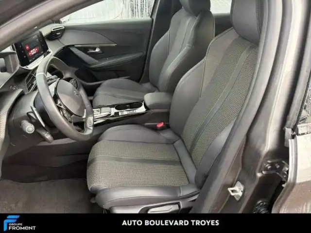 Peugeot 208 1.2 puretech 130ch s&amp;s gt eat8 — photo 26