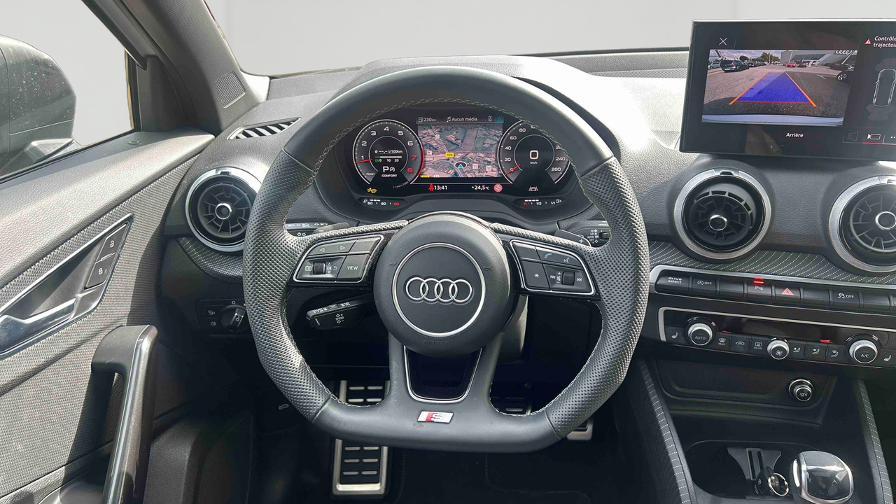 Audi Q2 35 TFSI 150 S tronic 7 — photo 10