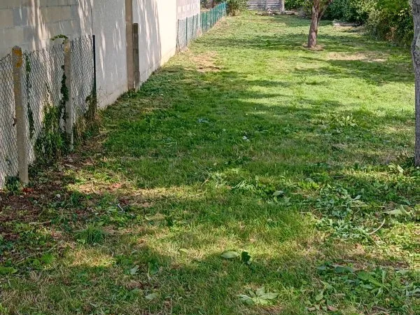 Terrain 599 m²