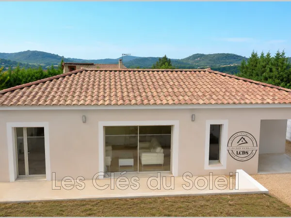 BRIGNOLES - Maison contemporaine de plain-pied - 92 m² sur 328