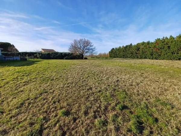 Terrain 1020 m²