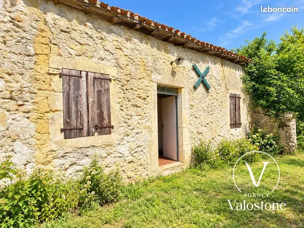 Maison 1 pièce 145 m²