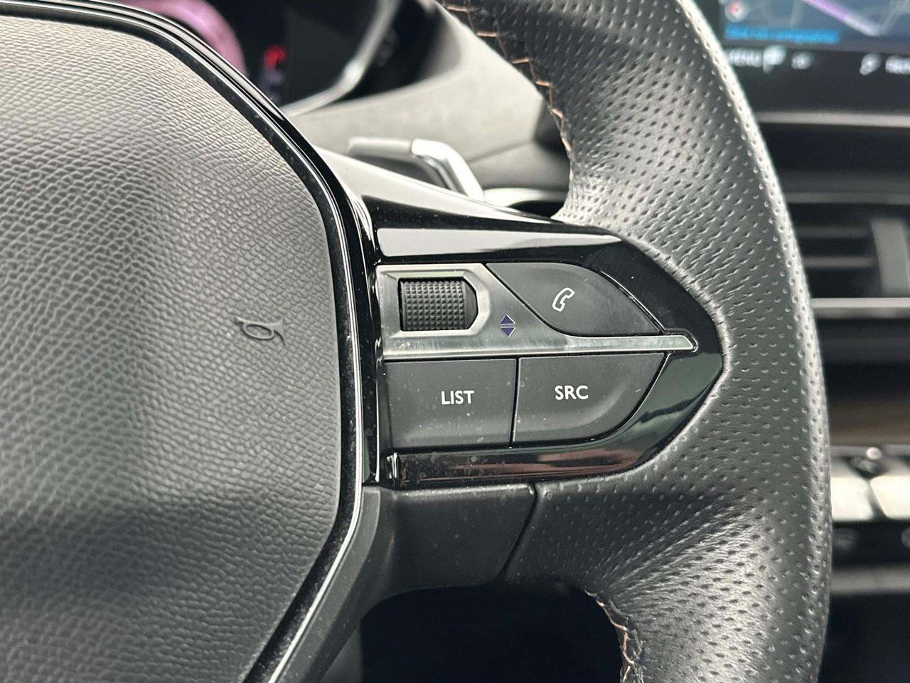 Peugeot 3008 puretech 130ch s&s eat8 gt pack — photo 19