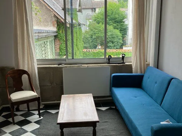 50 m2 plein centre très calme