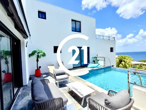 SCHOELCHER - Batelière - Villa T6 neuve - Piscine - Vue mer