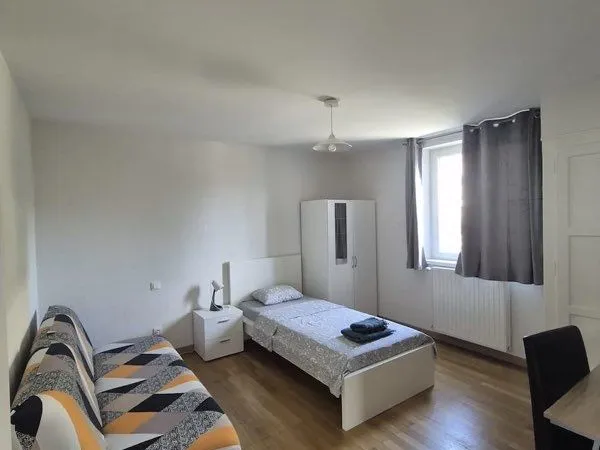 Chambre meublée à louer à gaillard (74240)