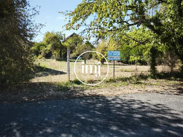 Centre ville terrain plat de 459m²