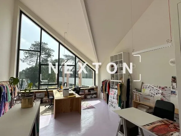 Bureaux 145 m²