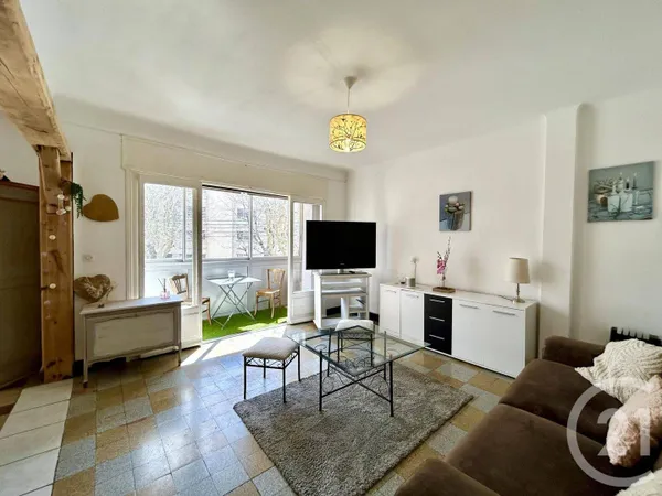 Appartement 4 pièces 77 m²