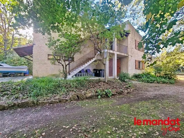 Maison 3 pièces 105 m²