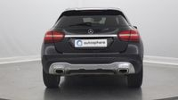 Mercedes Gla 180 Sensation — photo 6