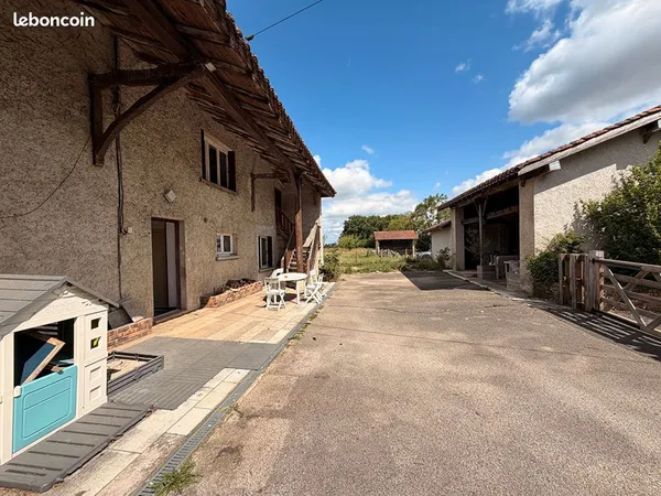 Propriété 7 pièces 142 m²