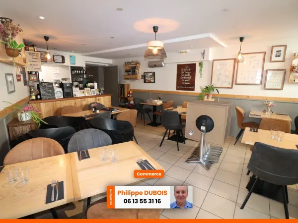 A VENDRE SUPERBE RESTAURANT AU COEUR DE ROCHEFORT (17)