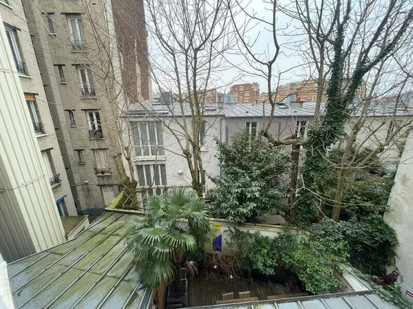 Commerce 490 m²