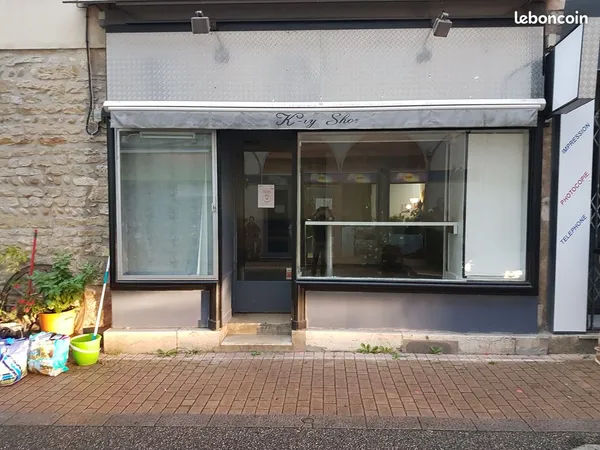 Local commercial centre bourg