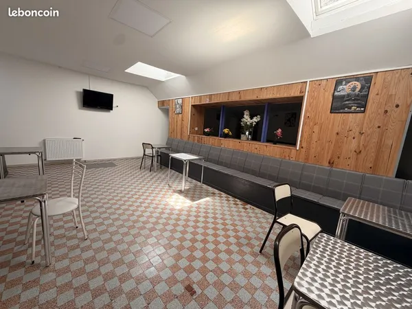 Commerce 7 pièces 273 m²