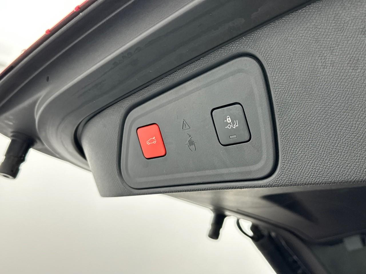 Peugeot 3008 hybrid 225 e-eat8 gt pack — photo 44