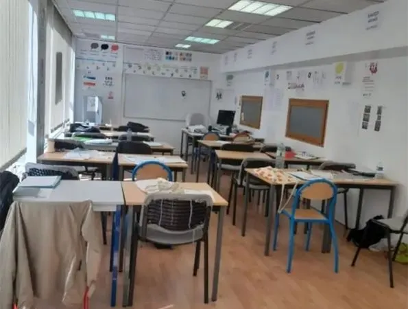 Local commercial 334 m² PARIS