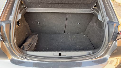 Peugeot 208 1.2 PureTech 100 - Allure – 2022 – 90069 km – Essence – Boîte Manuelle — photo 28