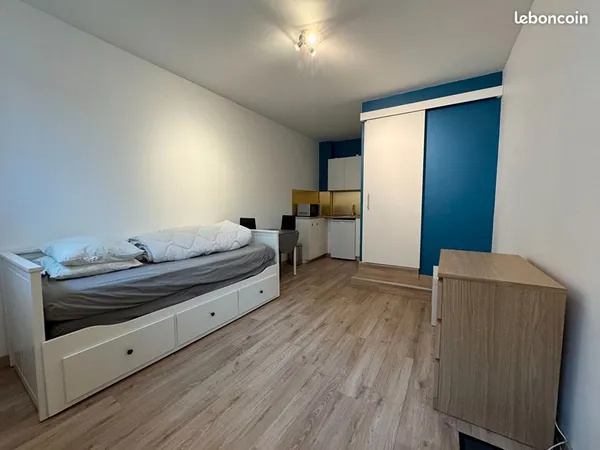 Studio 1 pièce 17 m²
