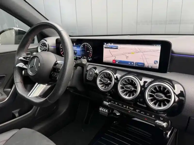 Mercedes Classe A 250 e hybrid eq amg line — photo 11