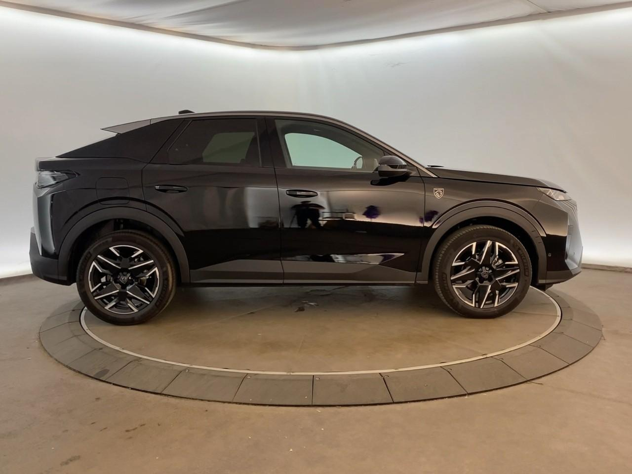 Peugeot 3008 hybrid 145 e-dcs6 gt — photo 4