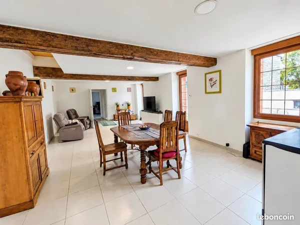 Maison 4 pièces 151 m²