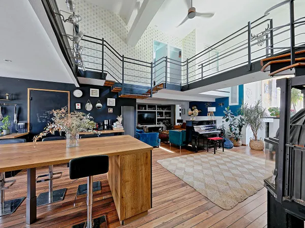 Maison esprit loft avec patio confidentiel au coeur de ville