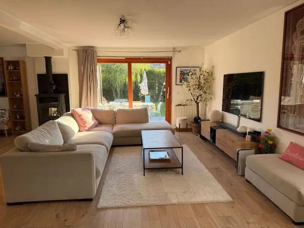 Maison 8 pièces 150 m²