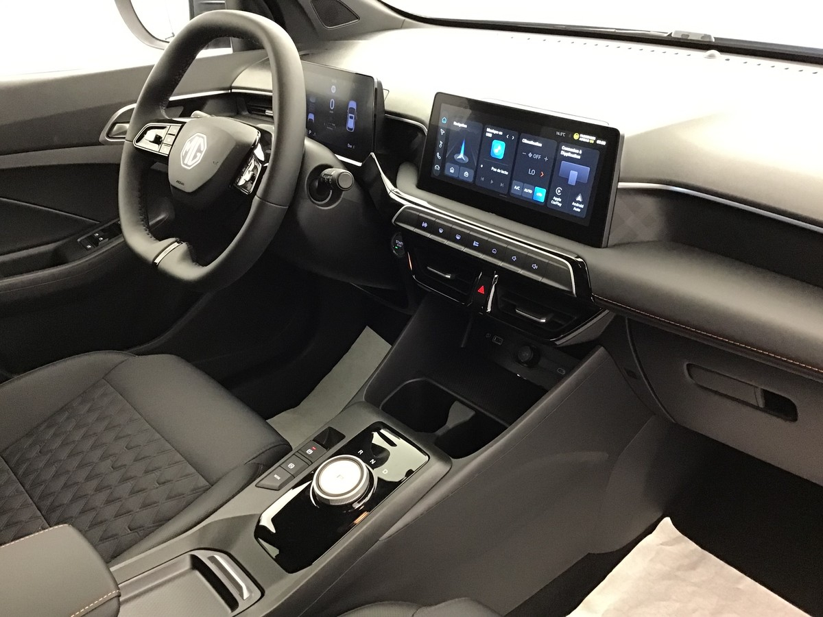 MG MG3 — photo 8