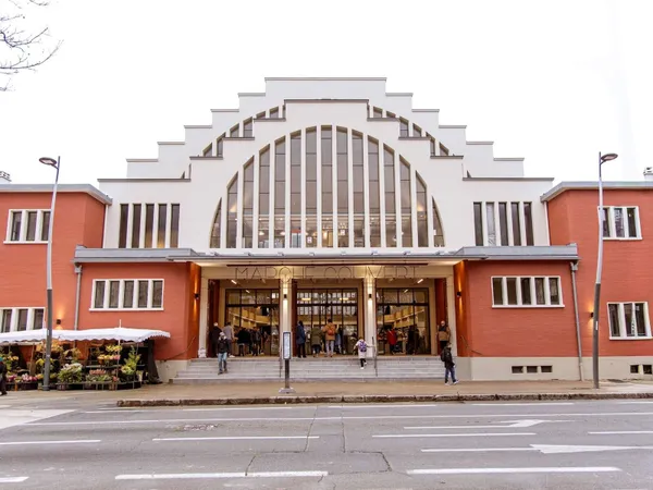 Local commercial 160 m²