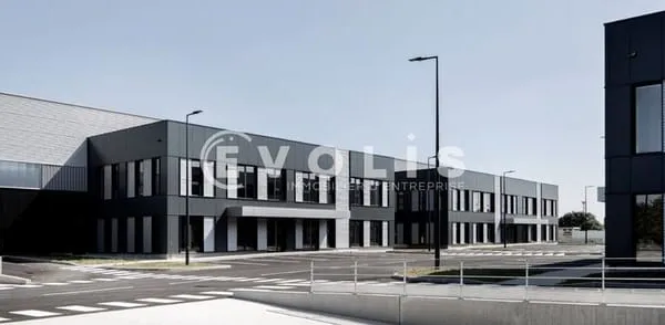 Locaux d'activité - A LOUER - 11 639 m² divisibles à partir de 1 245 m²
