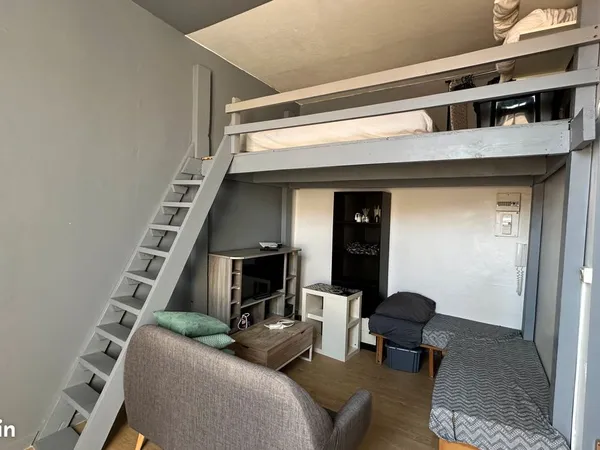 Studio meublé